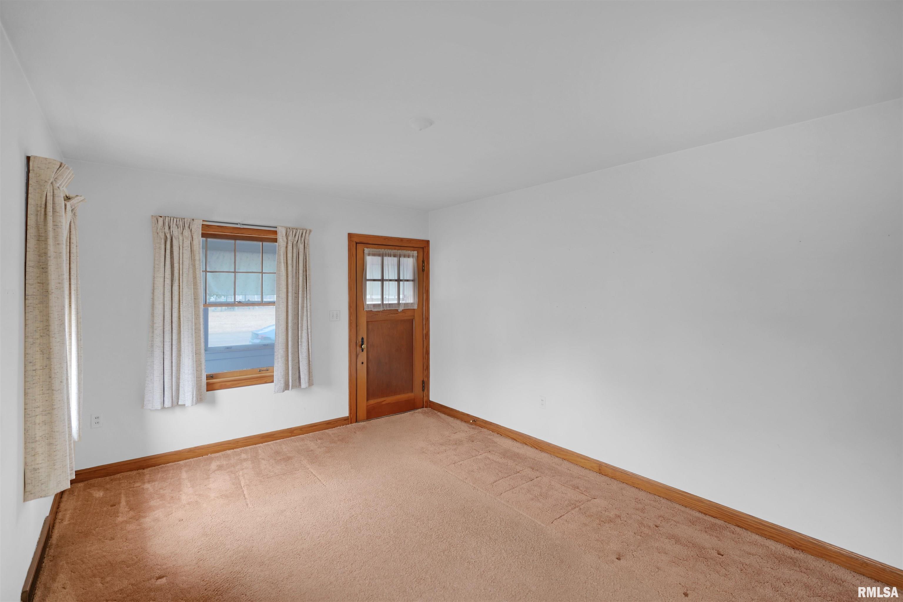 716 West Walnut Street Chillicothe, IL 61523 - Photo 5 of 40