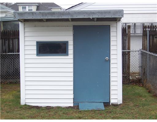 39 Cedarbrook Road Pawtucket, RI 02861 - Photo 11 of 12 Exterior Front.