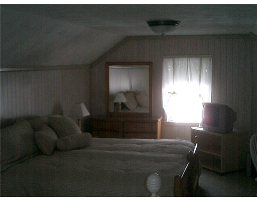 39 Cedarbrook Road Pawtucket, RI 02861 - Photo 9 of 12 Bedroom.