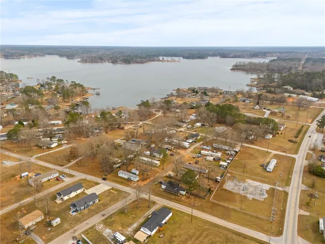 $100,000 | 116 Beach Drive, Ninety Six, SC 29666