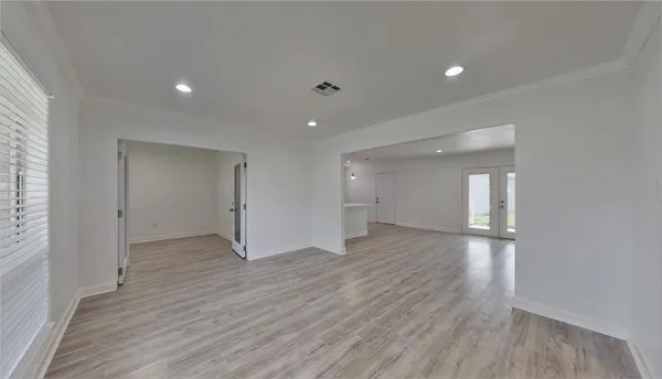 $2,500 | 9023 Dunlap Street, Houston, TX 77074