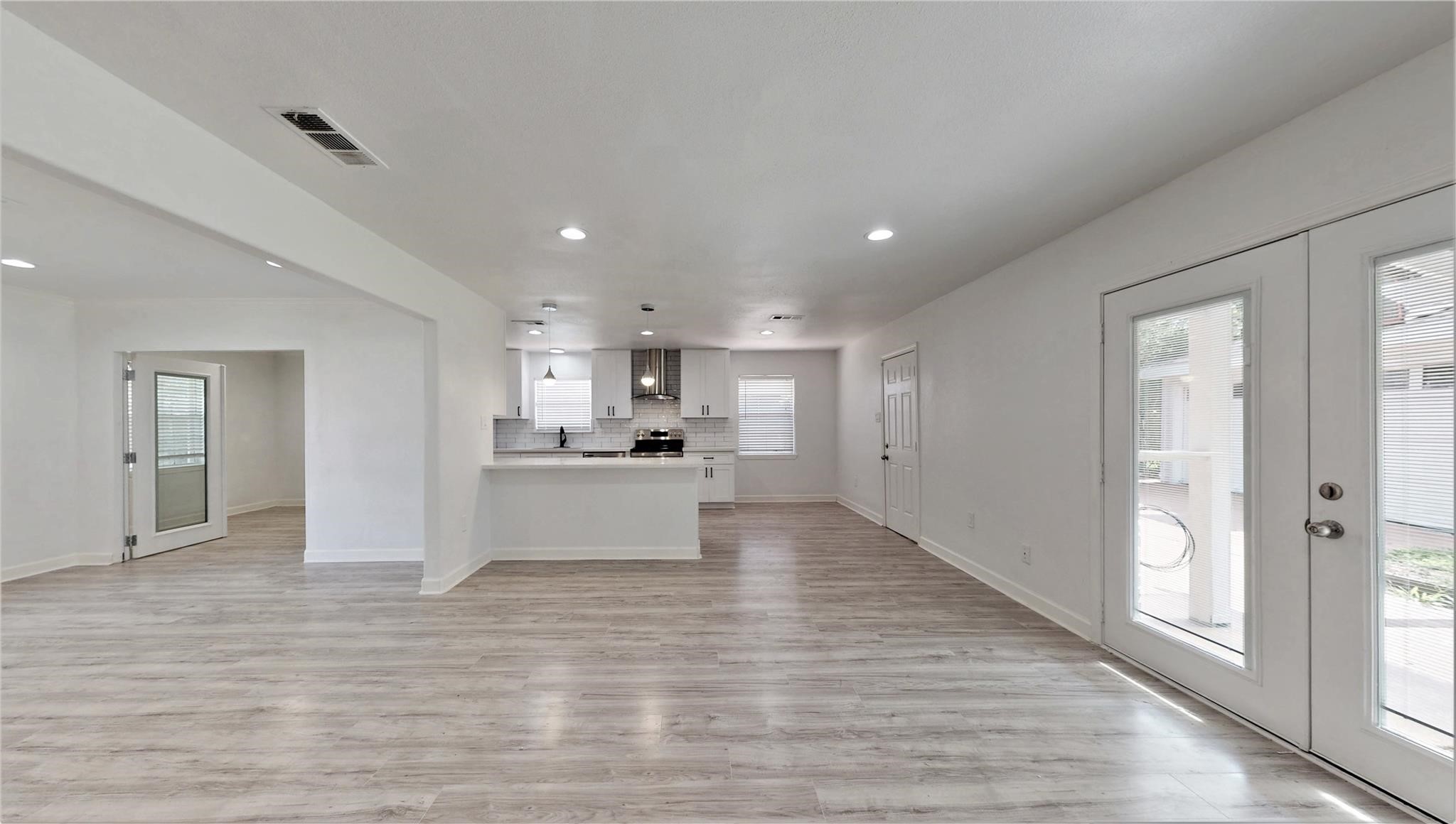 9023 Dunlap Street Houston, TX 77074 - Photo 14 of 22