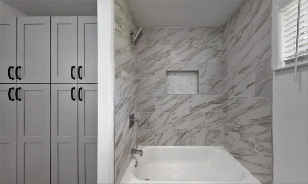 $2,500 | 9023 Dunlap Street, Houston, TX 77074