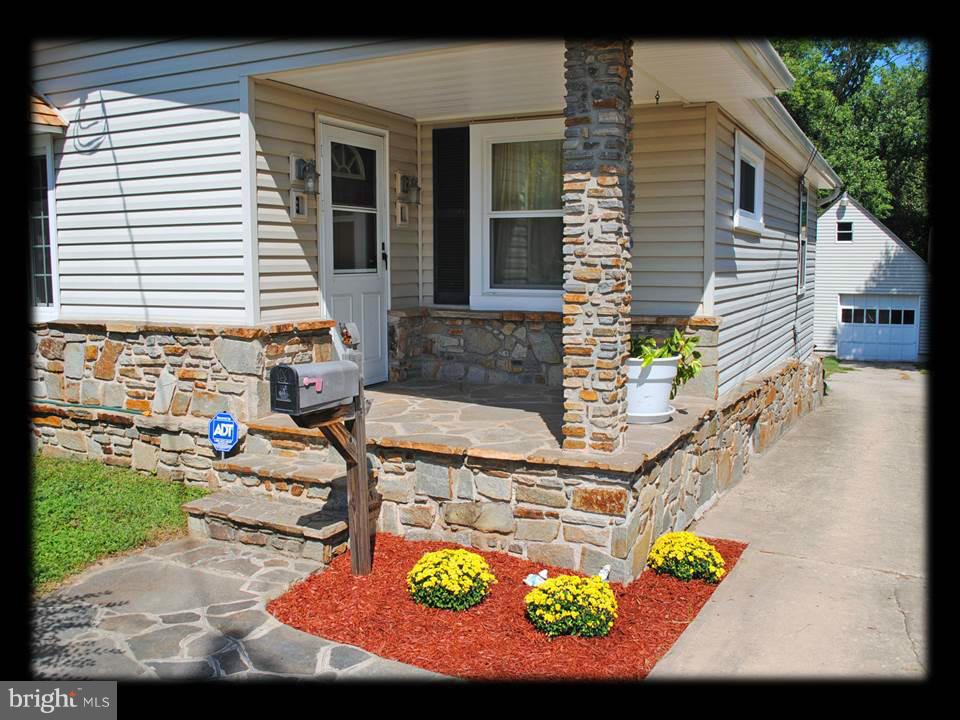 210 North Branch Road Baltimore, MD 21222 - Photo 3 of 30 COVERED FRONT PORCH