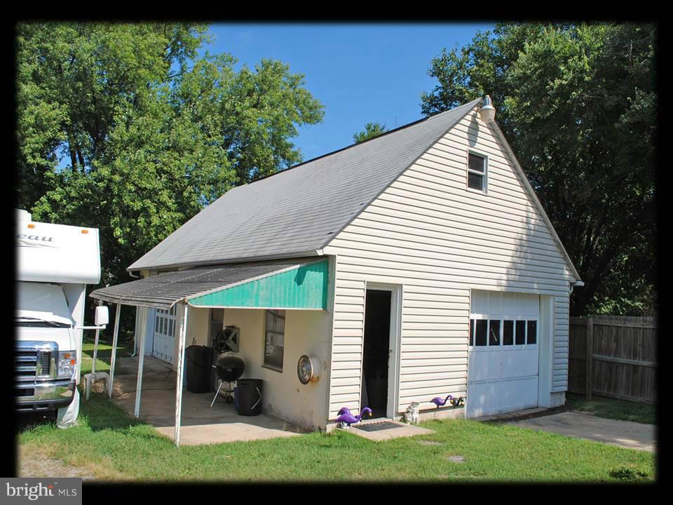 210 North Branch Road Baltimore, MD 21222 - Photo 4 of 30 HUGE DETACHED GARAGE W/LOFT STORAGE