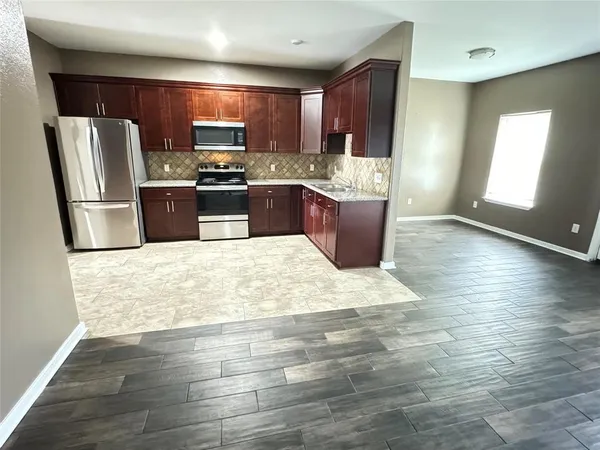 $1,675 | 3920 Davenport Street, Unit A, Houston, TX 77051