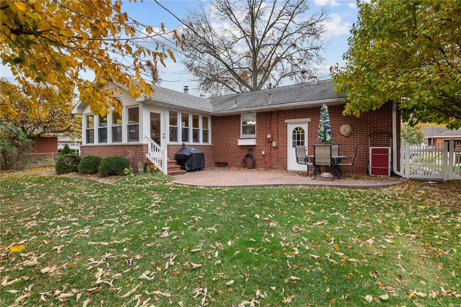 816 Pardee Road Godfrey, IL 62035 - Photo 2 of 22 Gallery Image 2