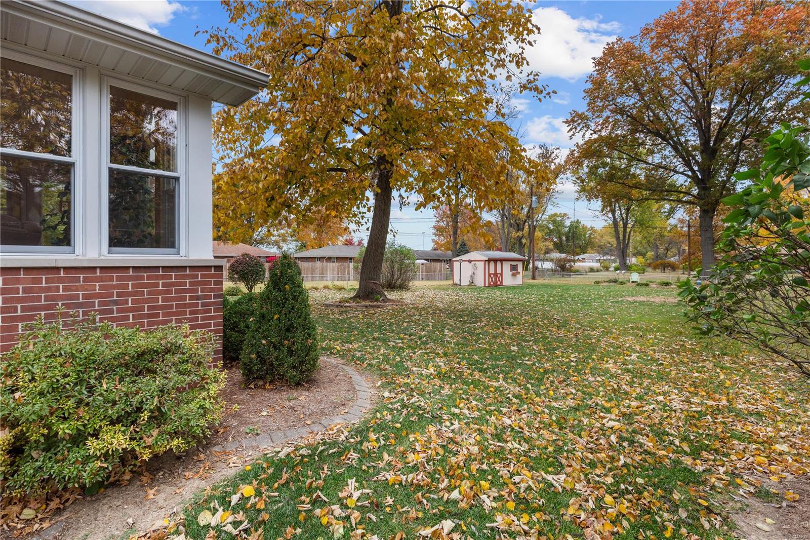 816 Pardee Road Godfrey, IL 62035 - Photo 4 of 22 Gallery Image 4