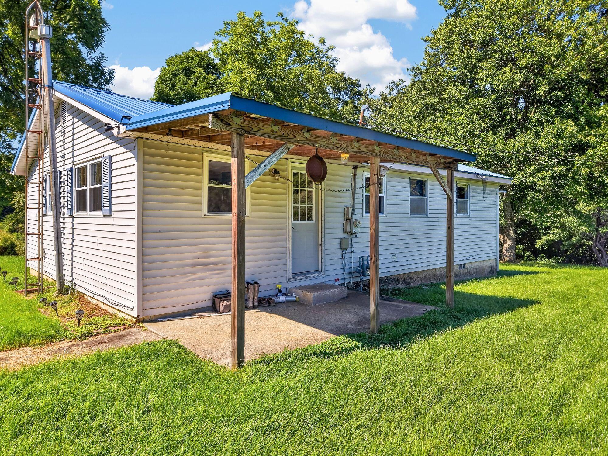 13067 Johnson Mill Road Crofton, KY 42217 - Photo 4 of 38 1-4