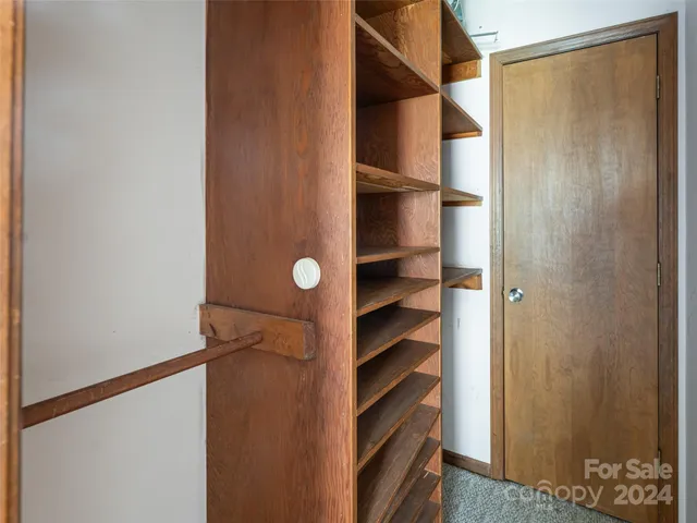 $229,000 | 38 Ravencroft Lane, Unit E, Asheville, NC 28803