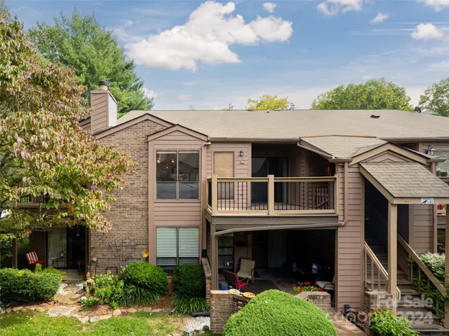 $229,000 | 38 Ravencroft Lane, Unit E, Asheville, NC 28803