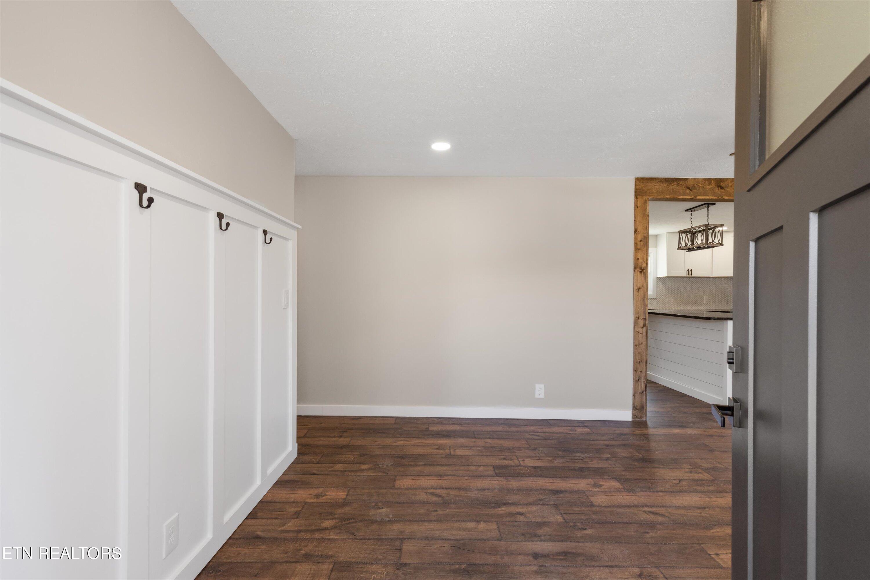 513 Foust Carney Road Powell, TN 37849 - Photo 5 of 28 07-513FoustCarneyRd01