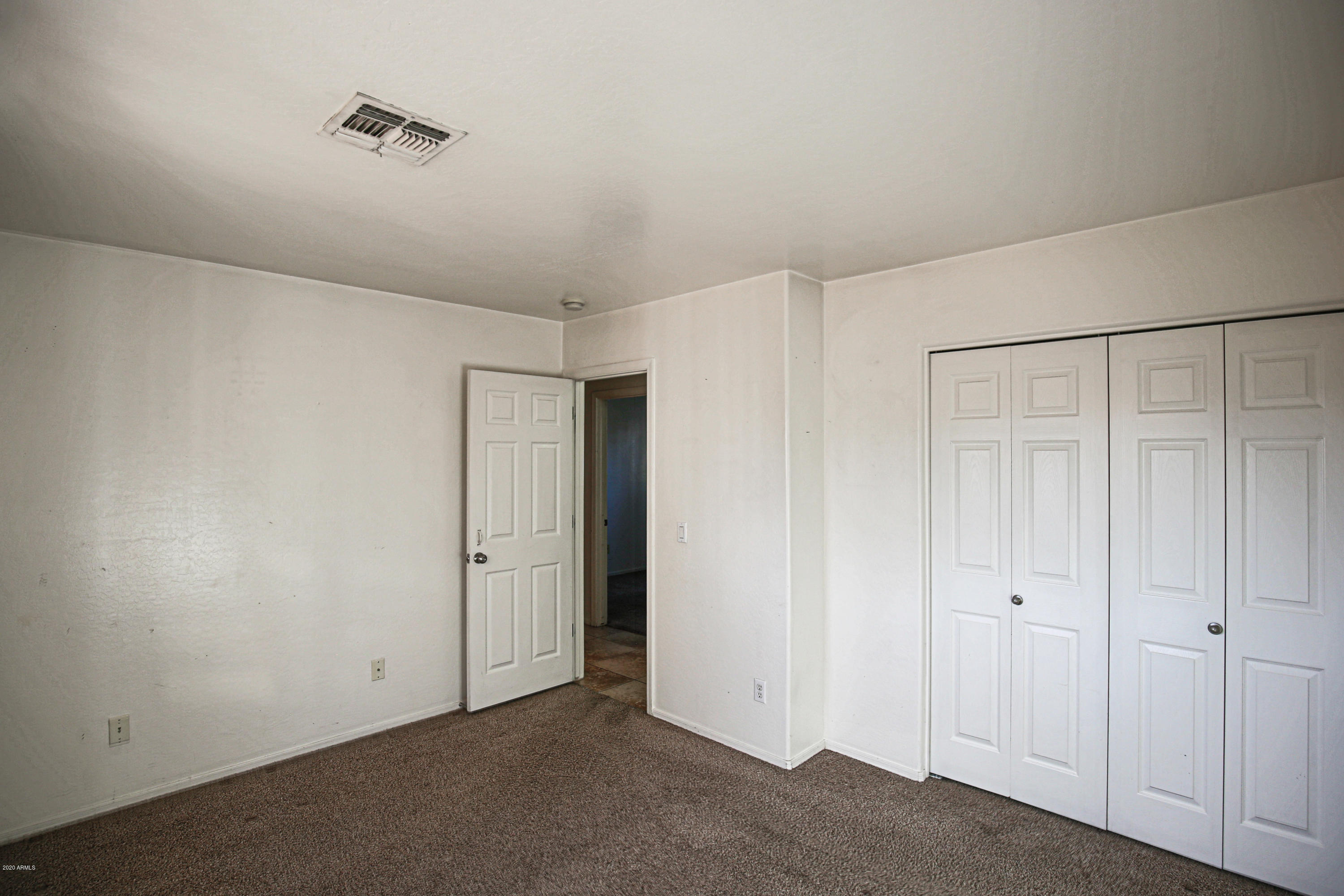 1747 West Pecan Road Phoenix, AZ 85041 - Photo 14 of 18 1747 W Pecan Rd Phoenix AZ 85041 X-18