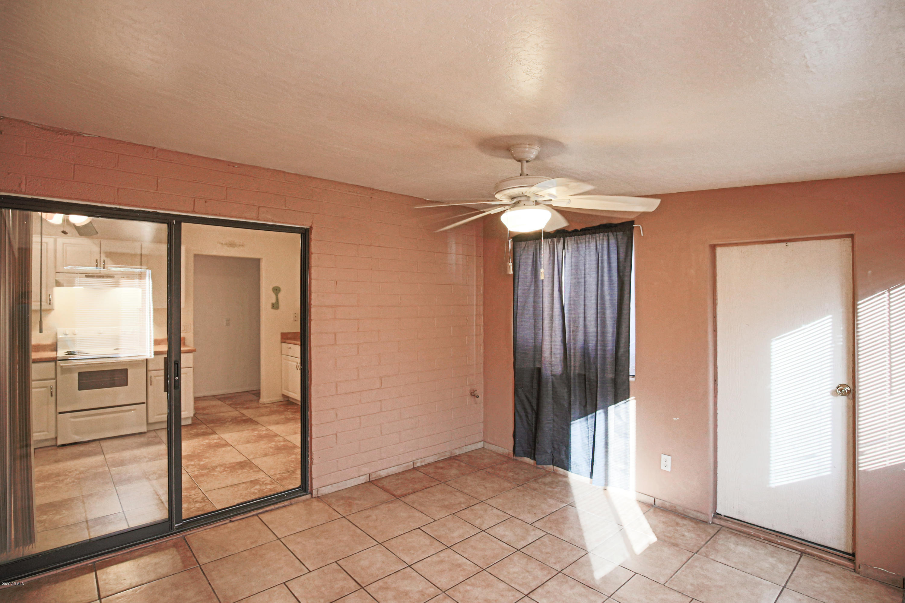 1747 West Pecan Road Phoenix, AZ 85041 - Photo 7 of 18 1747 W Pecan Rd Phoenix AZ 85041 X-12