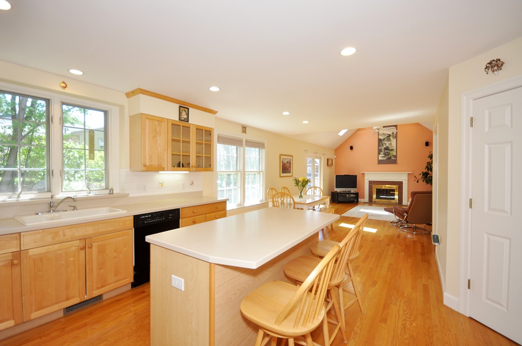7 Haskell Street Lexington, MA 02420 - Photo 13 of 30 Gallery Image 13
