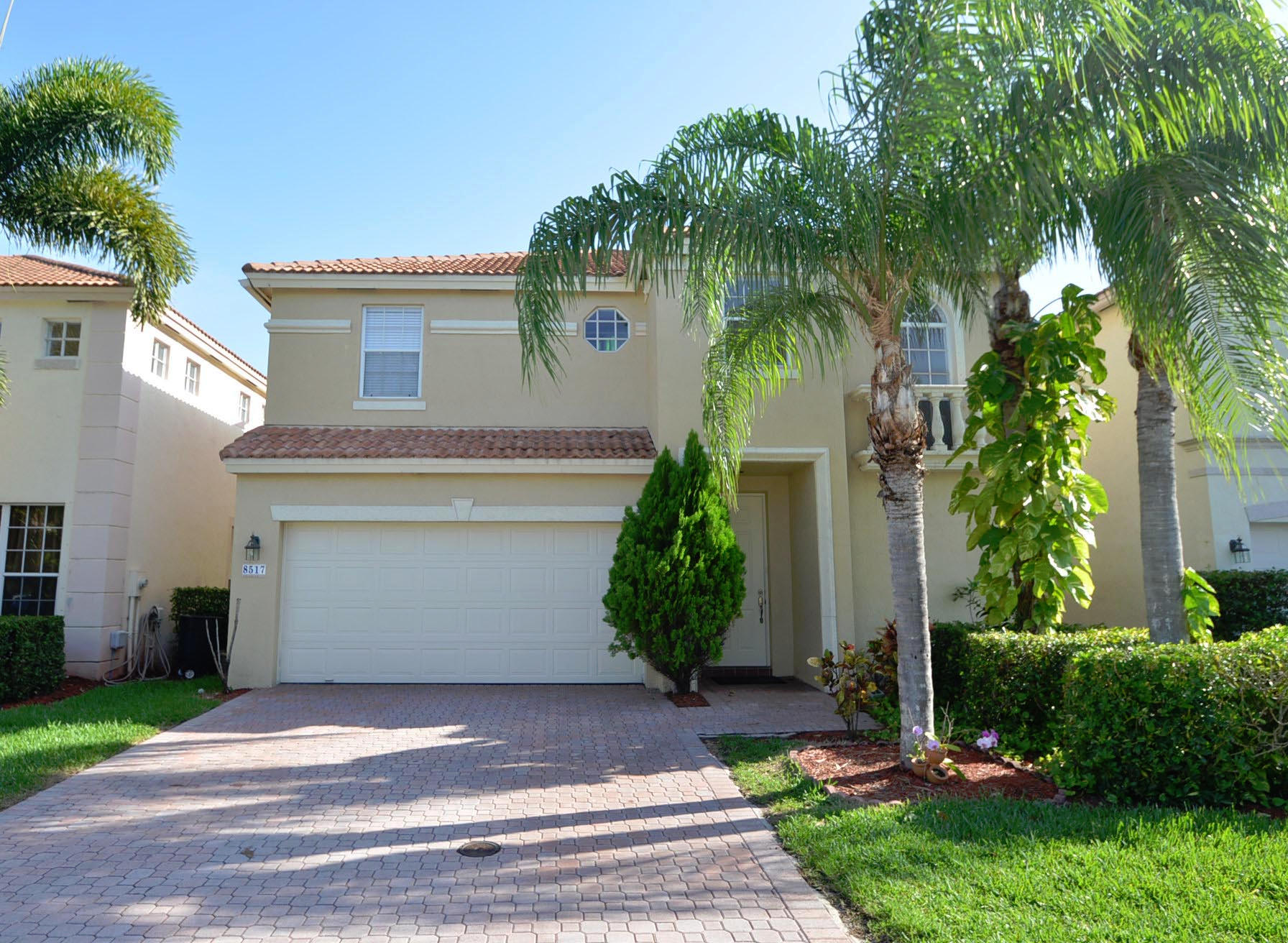 8517 Vía D Oro Boca Raton, FL 33433 - Photo 1 of 32 DSC_7379