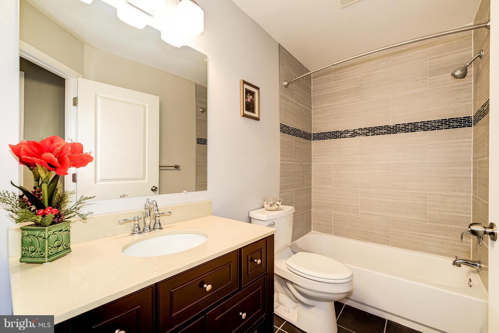 7903 Greenleaf Road Landover, MD 20785 - Photo 13 of 21 Bath (Master)