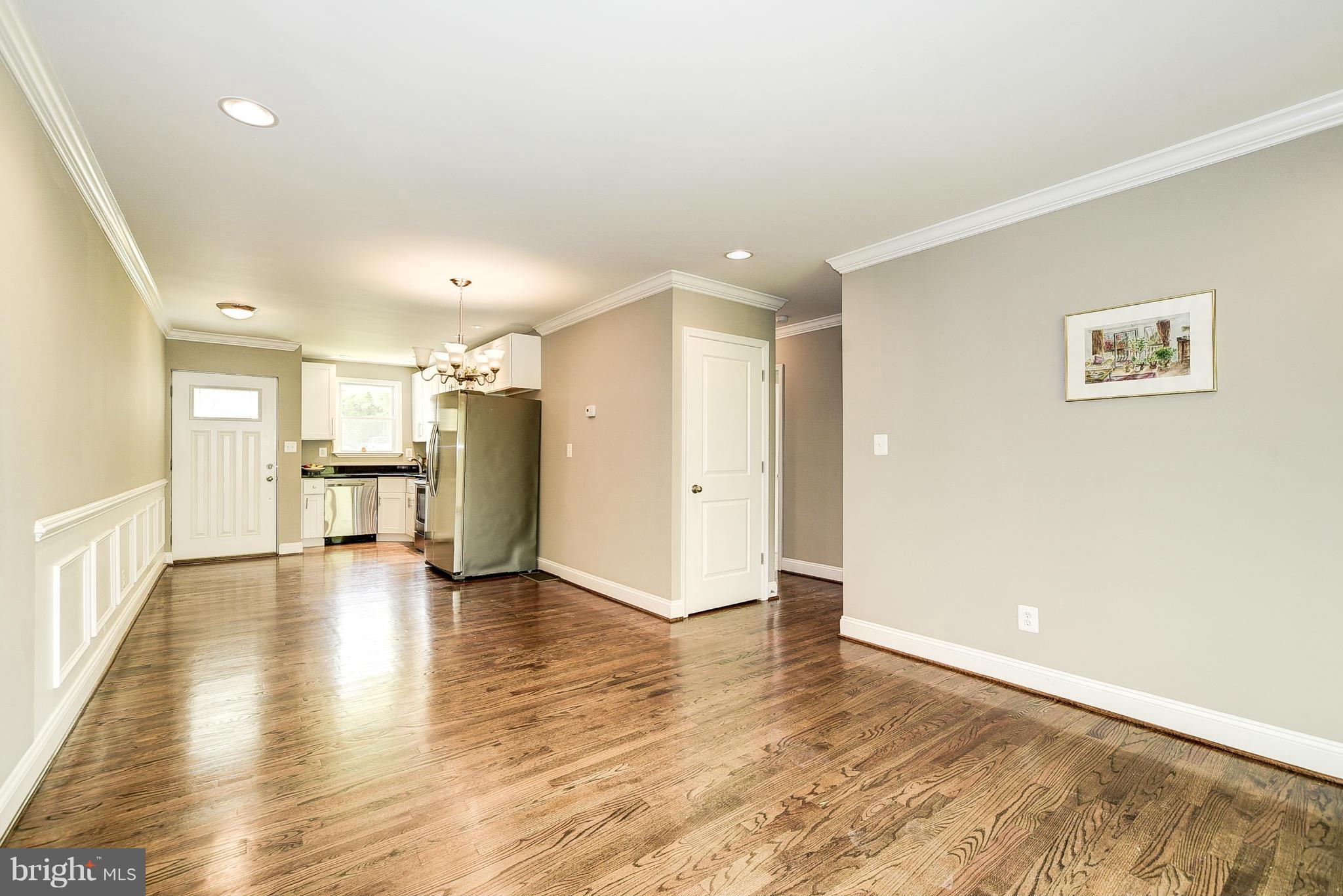 7903 Greenleaf Road Landover, MD 20785 - Photo 4 of 21 Living Room
