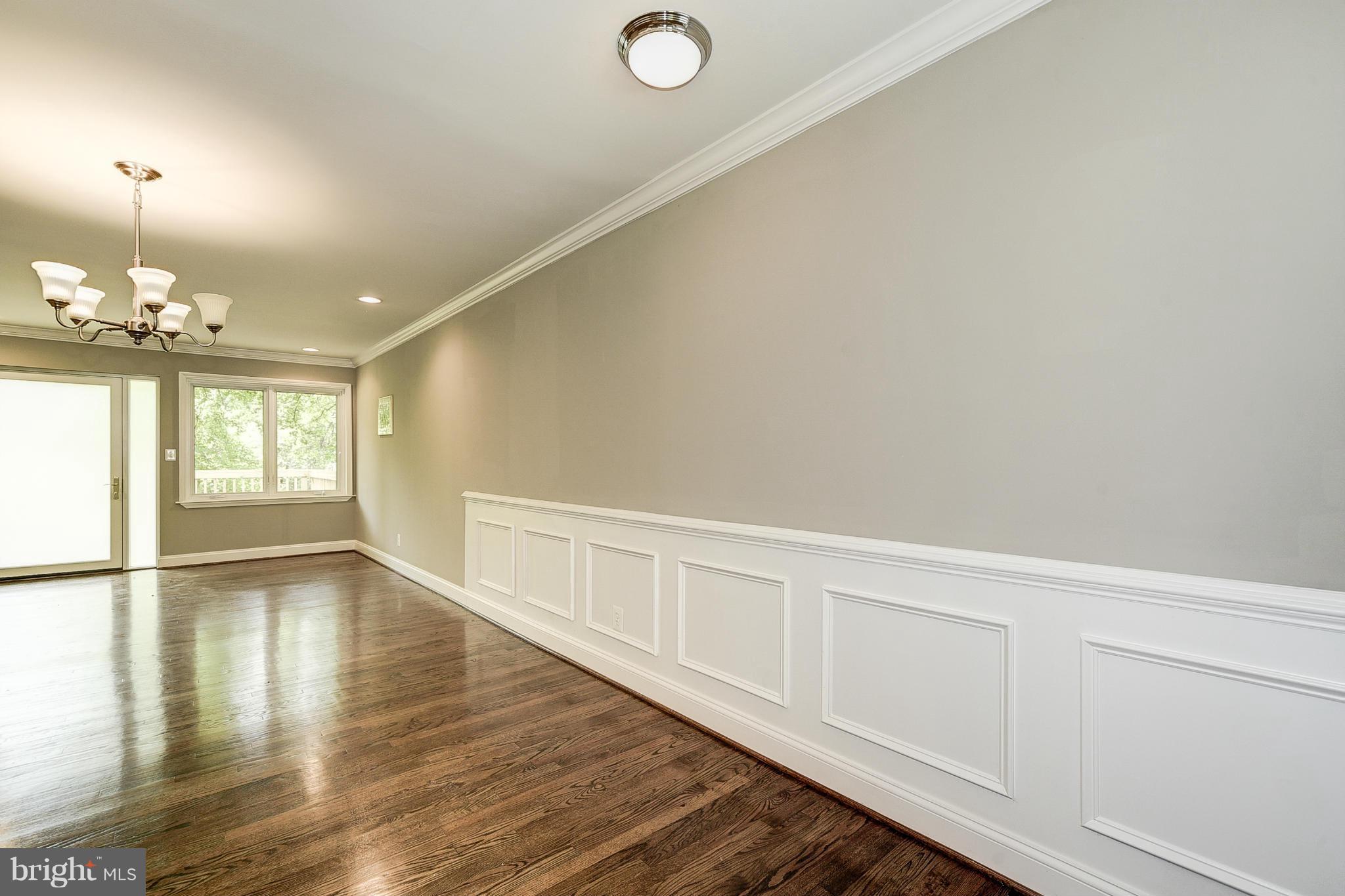7903 Greenleaf Road Landover, MD 20785 - Photo 6 of 21 Living Room
