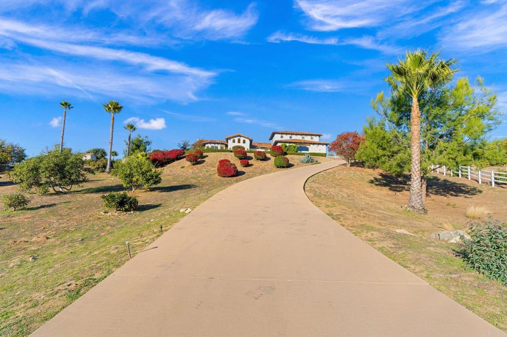 9746 Megan Escondido, CA 92026 - Photo 6 of 65