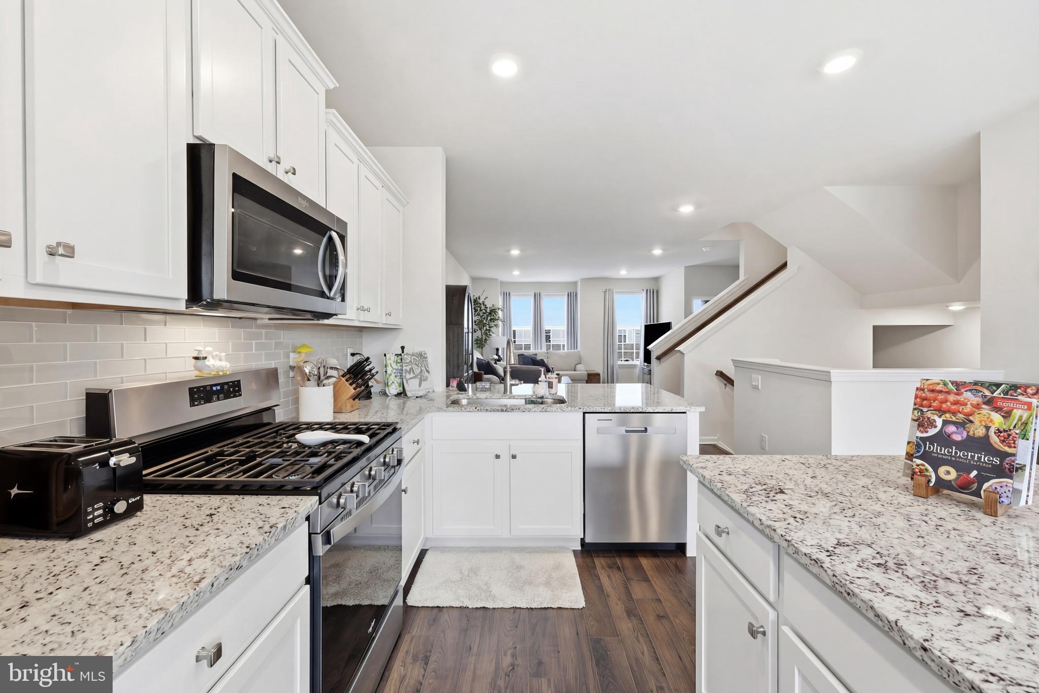 433 Monte Farm Road Mount Laurel, NJ 08054 - Photo 10 of 34