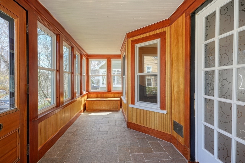 3 Bent Avenue Maynard, MA 01754 - Photo 3 of 33