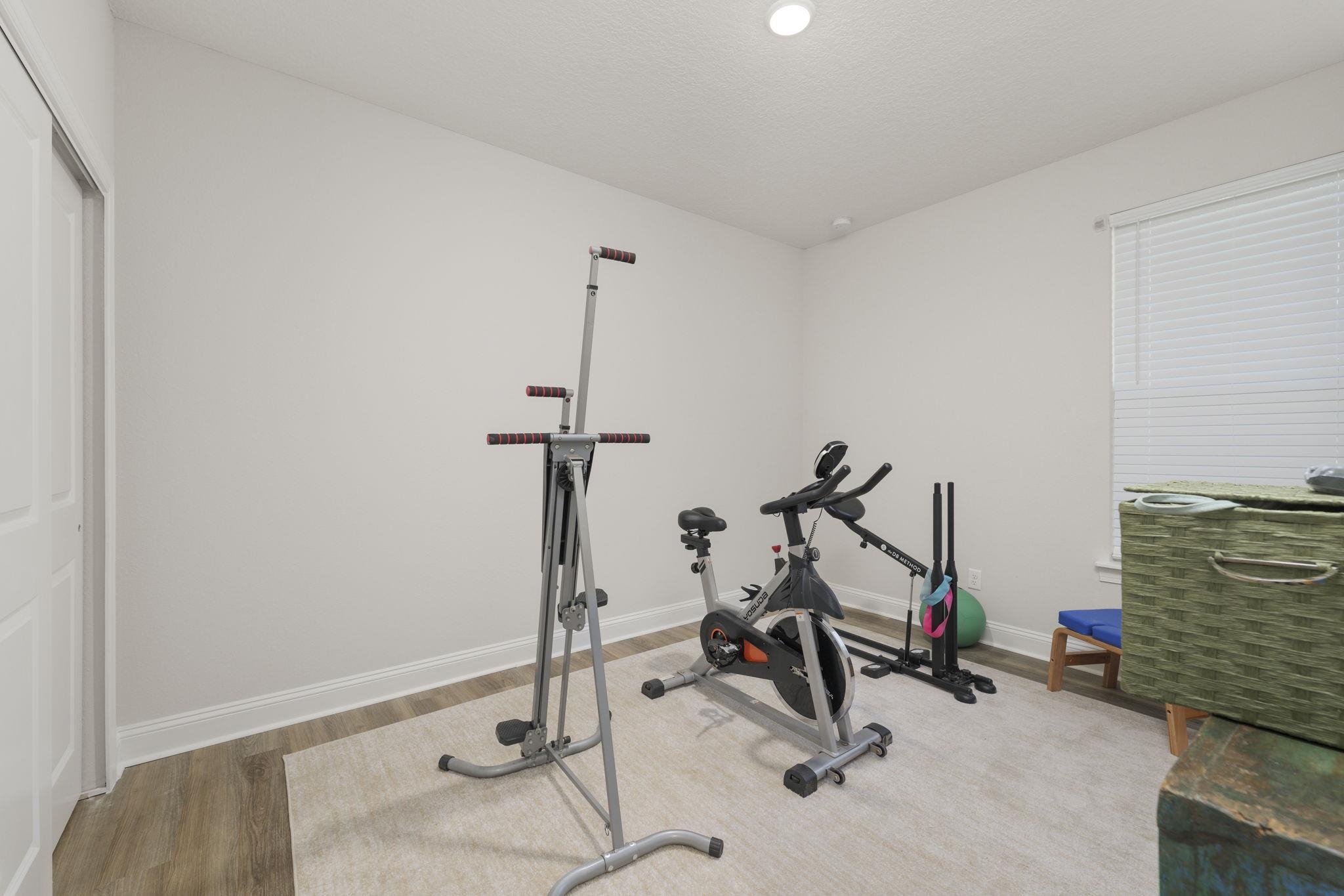 124 Swallow Road St. Augustine, FL 32086 - Photo 9 of 28 a view of a room with gym equipment