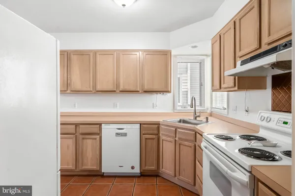 $2,300 | 539 Hudson Avenue, Unit B, Bethany Beach, DE 19930