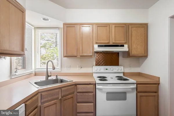 $2,300 | 539 Hudson Avenue, Unit B, Bethany Beach, DE 19930