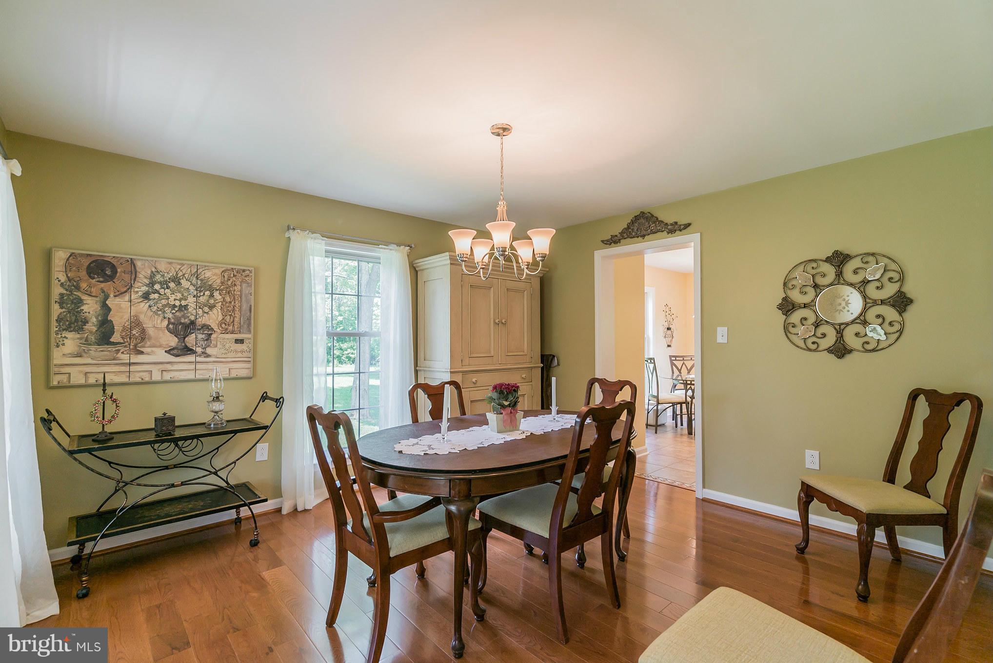12888 Sagle Road Purcellville, VA 20132 - Photo 12 of 30 Just beautiful. Brand new hardwoods!