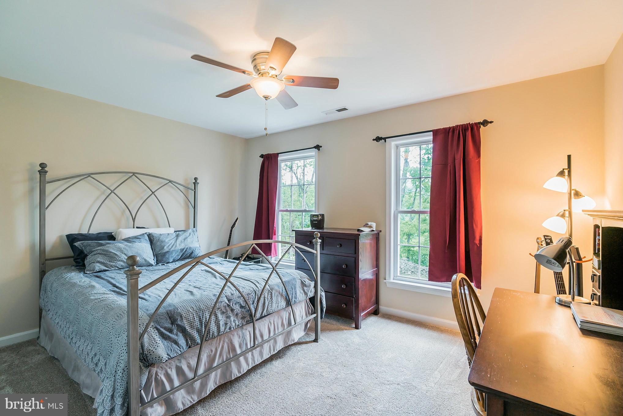 12888 Sagle Road Purcellville, VA 20132 - Photo 19 of 30 2nd of 4 upstairs bedrooms