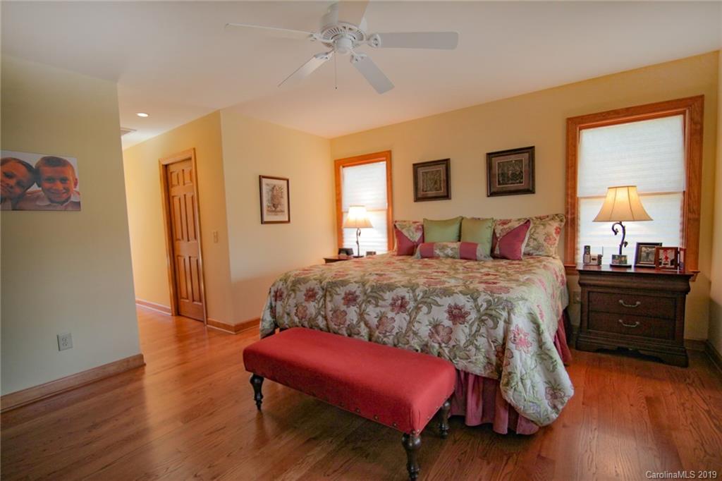 138 Cardinal Road Lake Lure, NC 28746 - Photo 15 of 40 Gallery Image 15