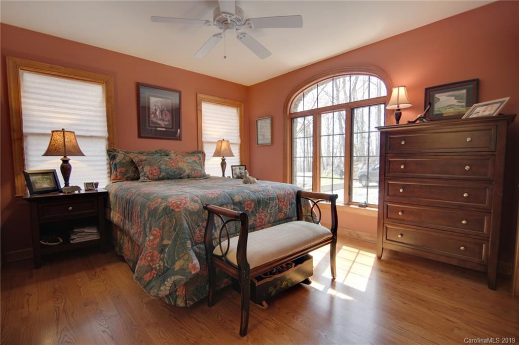 138 Cardinal Road Lake Lure, NC 28746 - Photo 19 of 40 Gallery Image 19