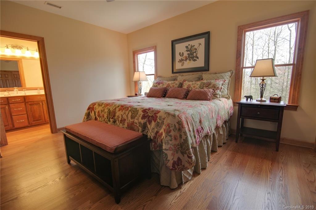 138 Cardinal Road Lake Lure, NC 28746 - Photo 25 of 40 Gallery Image 25