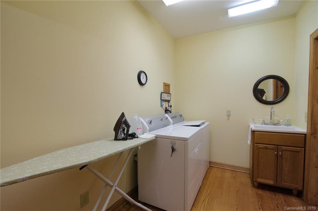 138 Cardinal Road Lake Lure, NC 28746 - Photo 27 of 40 Gallery Image 27