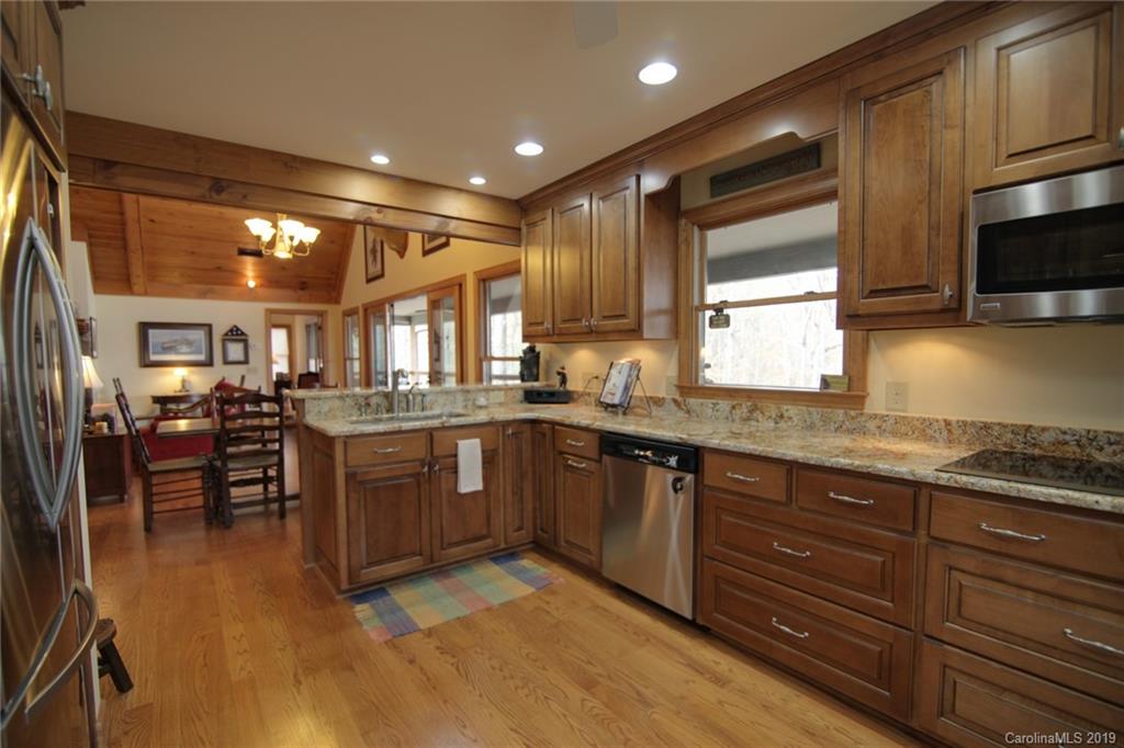 138 Cardinal Road Lake Lure, NC 28746 - Photo 9 of 40 Gallery Image 9