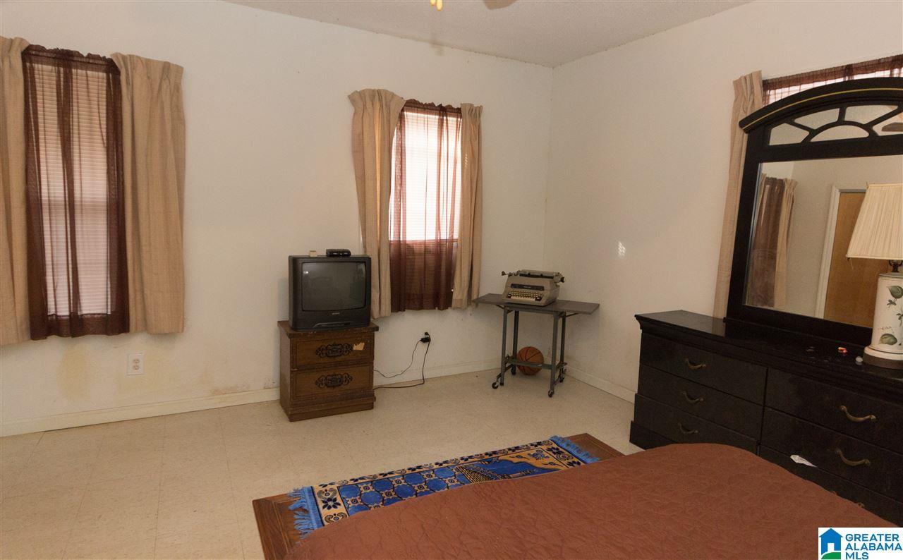 313 Chestnut Avenue Anniston, AL 36201 - Photo 17 of 26