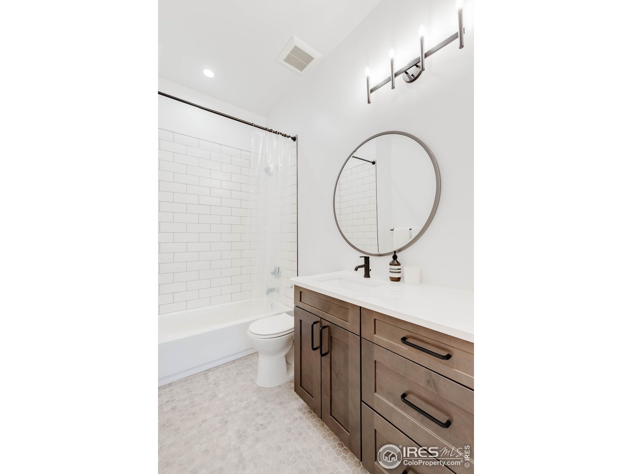 2795 14th Street Boulder, CO 80304 - Photo 23 of 31 Bathroom