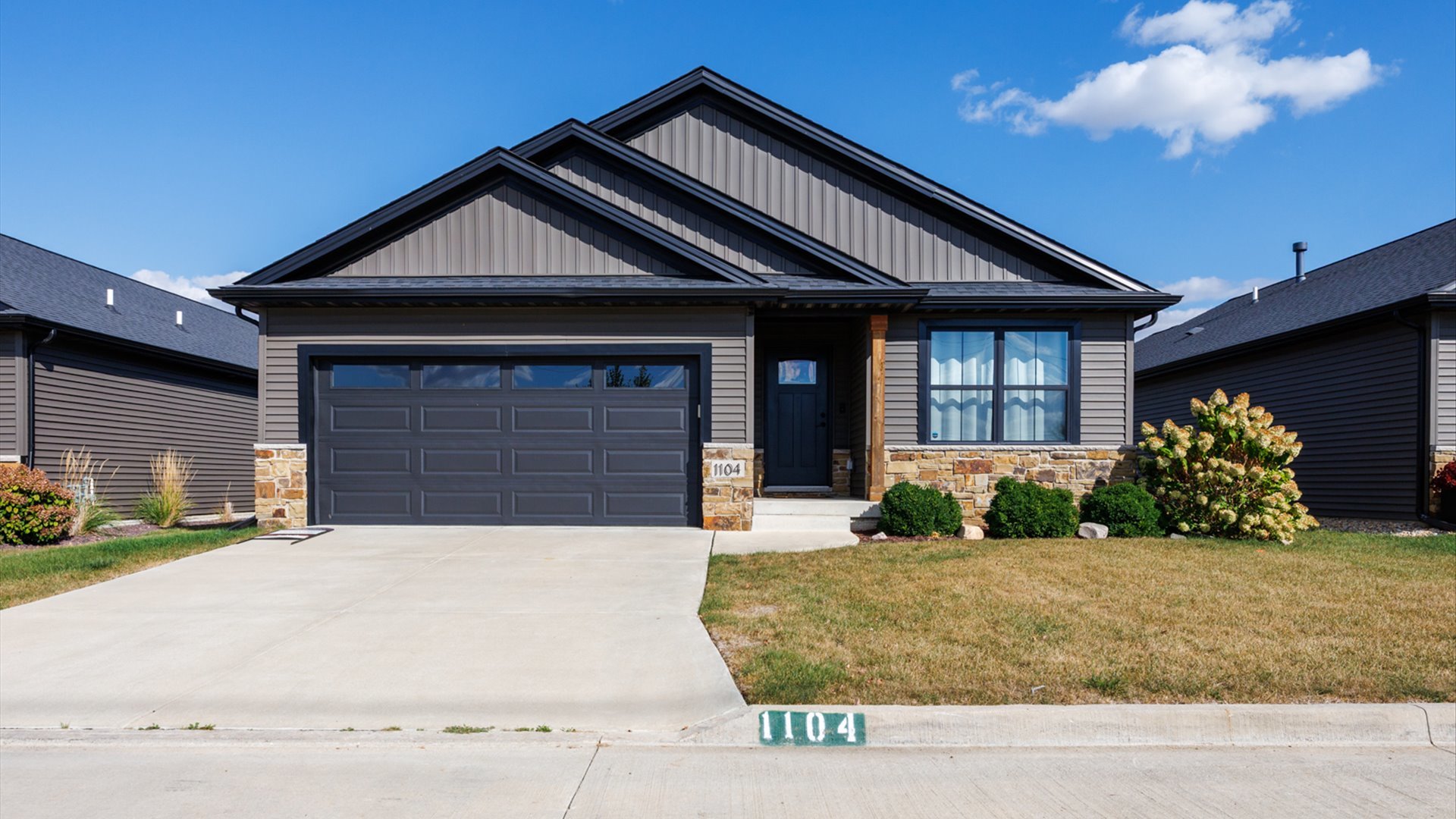1104 Hershey Road Normal, IL 61761 - Photo 48 of 48 a front view of a house with a yard