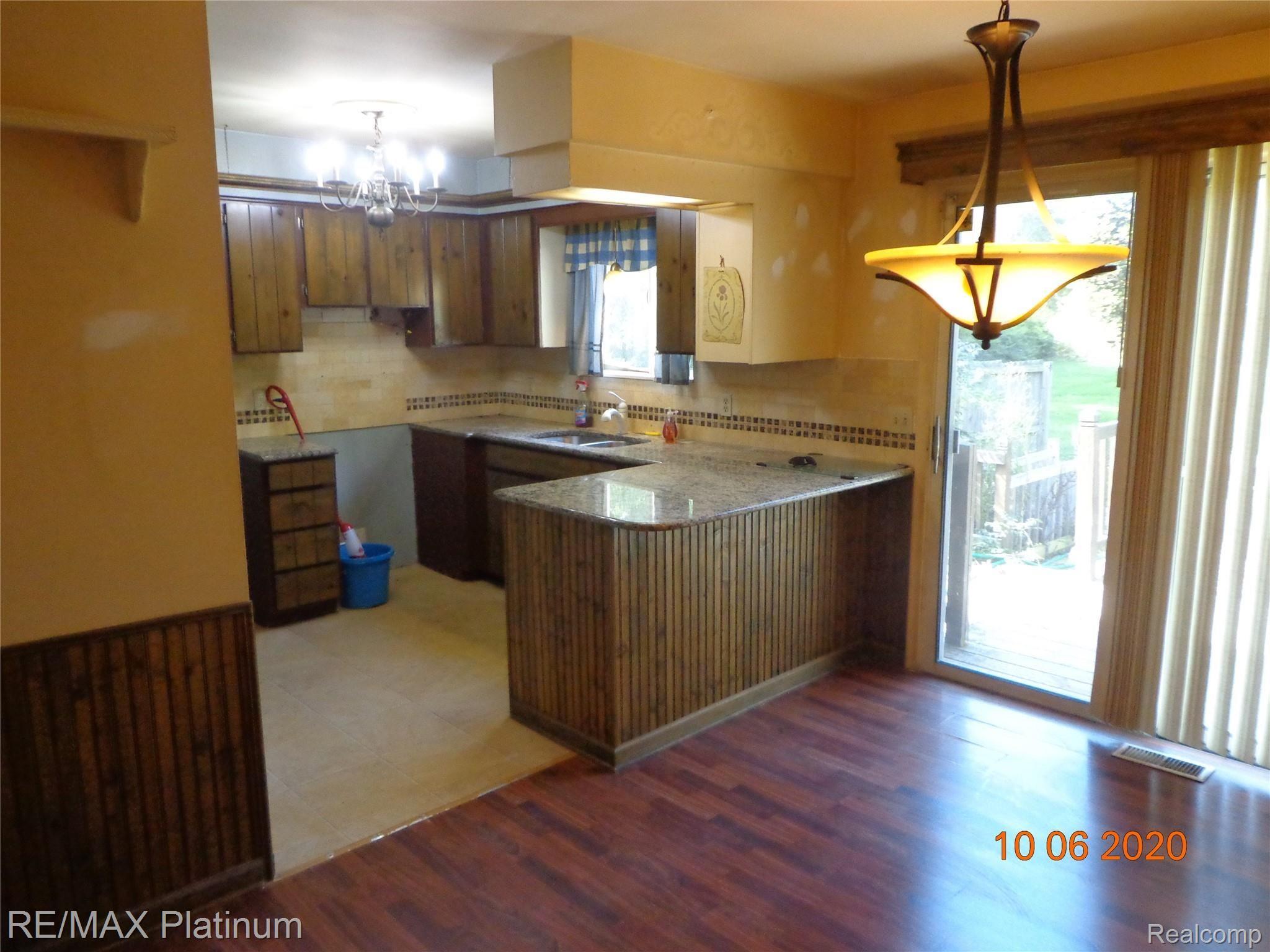 7062 Porter Road Grand Blanc, MI 48439 - Photo 17 of 17 DSC02504.JPG