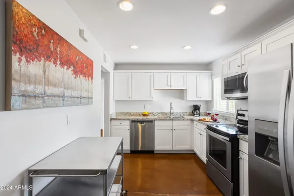 $3,250 | 7702 East Verde Lane, Scottsdale, AZ 85251