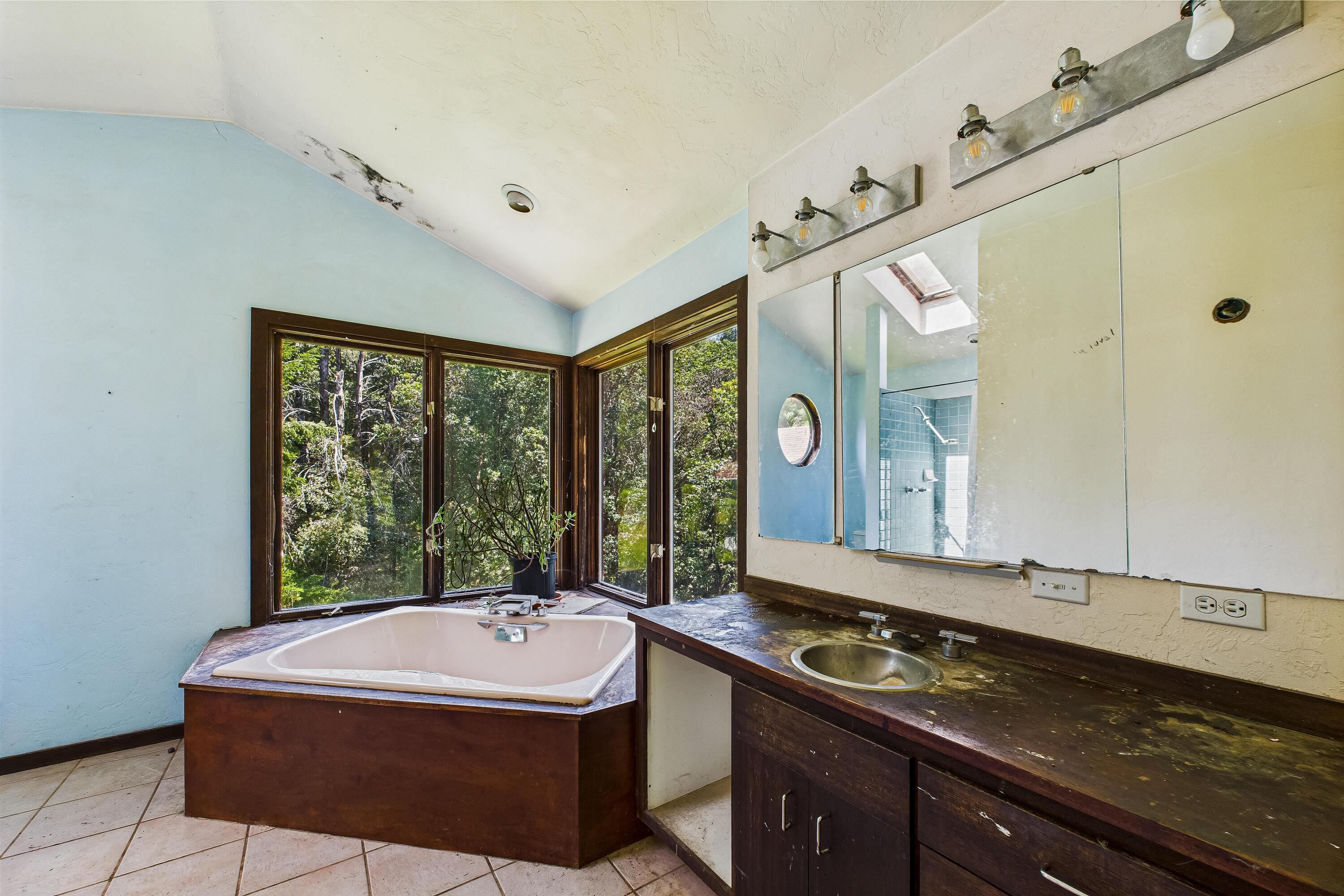 1520 Elk Rdg Road Redway, CA 95560 - Photo 19 of 86