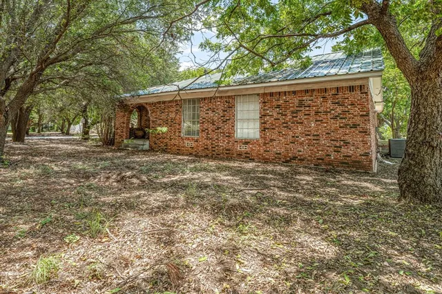 $1,700,000 | 14330 Highway 281, Santo, TX 76472