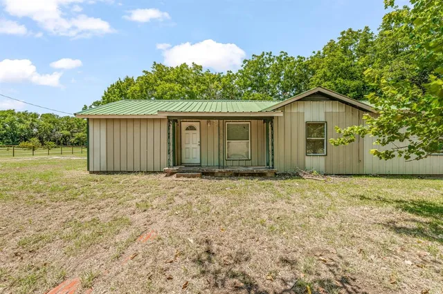 $1,700,000 | 14330 Highway 281, Santo, TX 76472