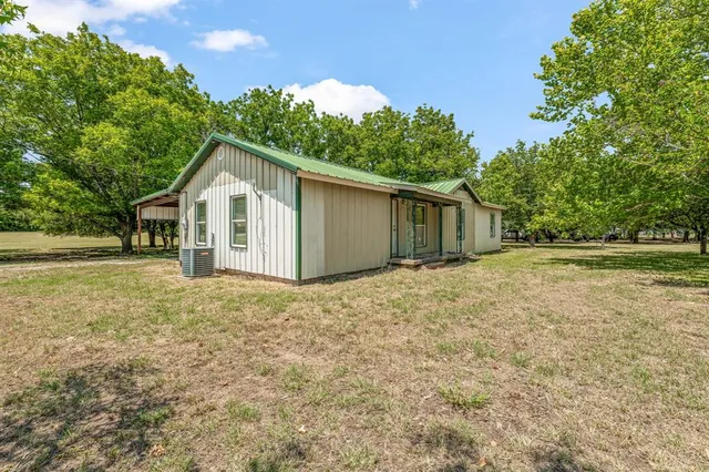 $1,700,000 | 14330 Highway 281, Santo, TX 76472