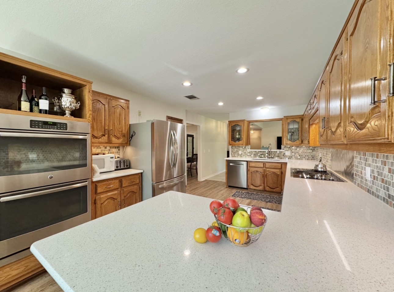 203 East 11th Street Elgin, TX 78621 - Photo 9 of 40