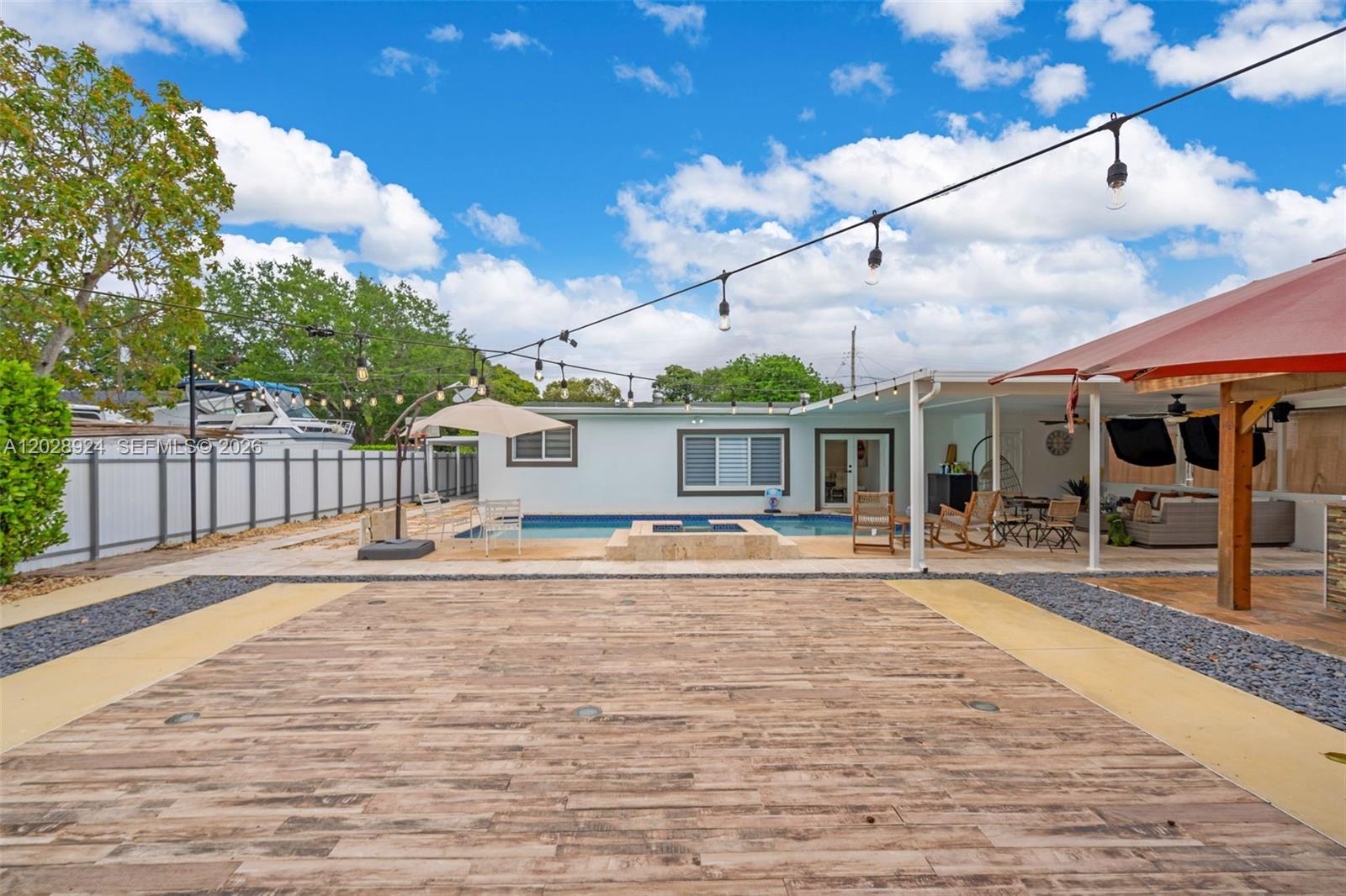 46 Northeast 164th Street Miami, FL 33162 - Photo 43 of 60