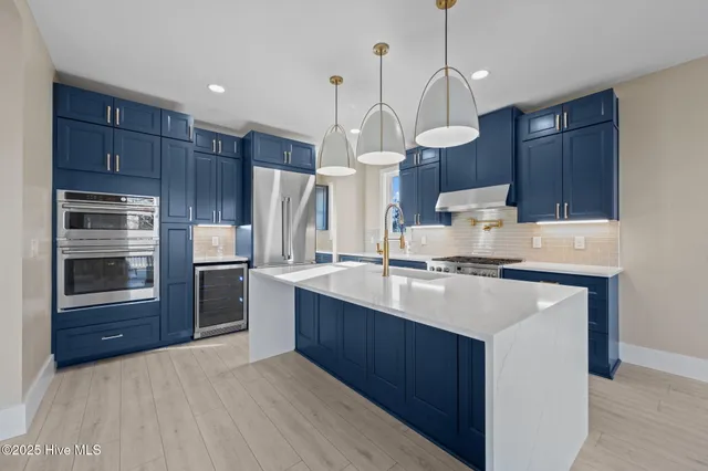 $1,459,000 | 13 East Cannon Cove, Hampstead, NC 28443