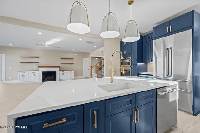 $1,459,000 | 13 East Cannon Cove, Hampstead, NC 28443