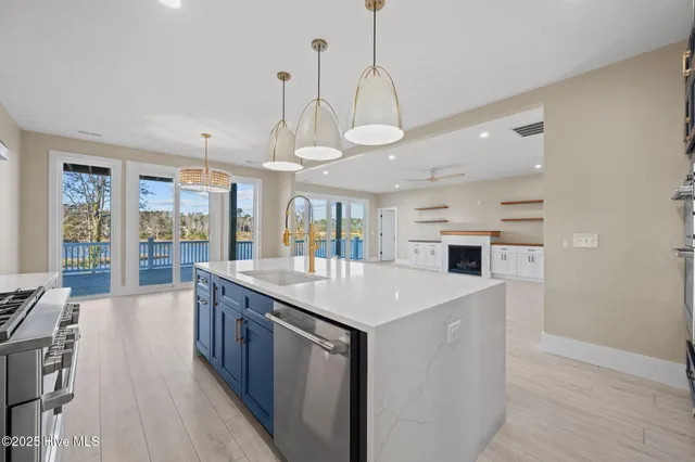 $1,459,000 | 13 East Cannon Cove, Hampstead, NC 28443